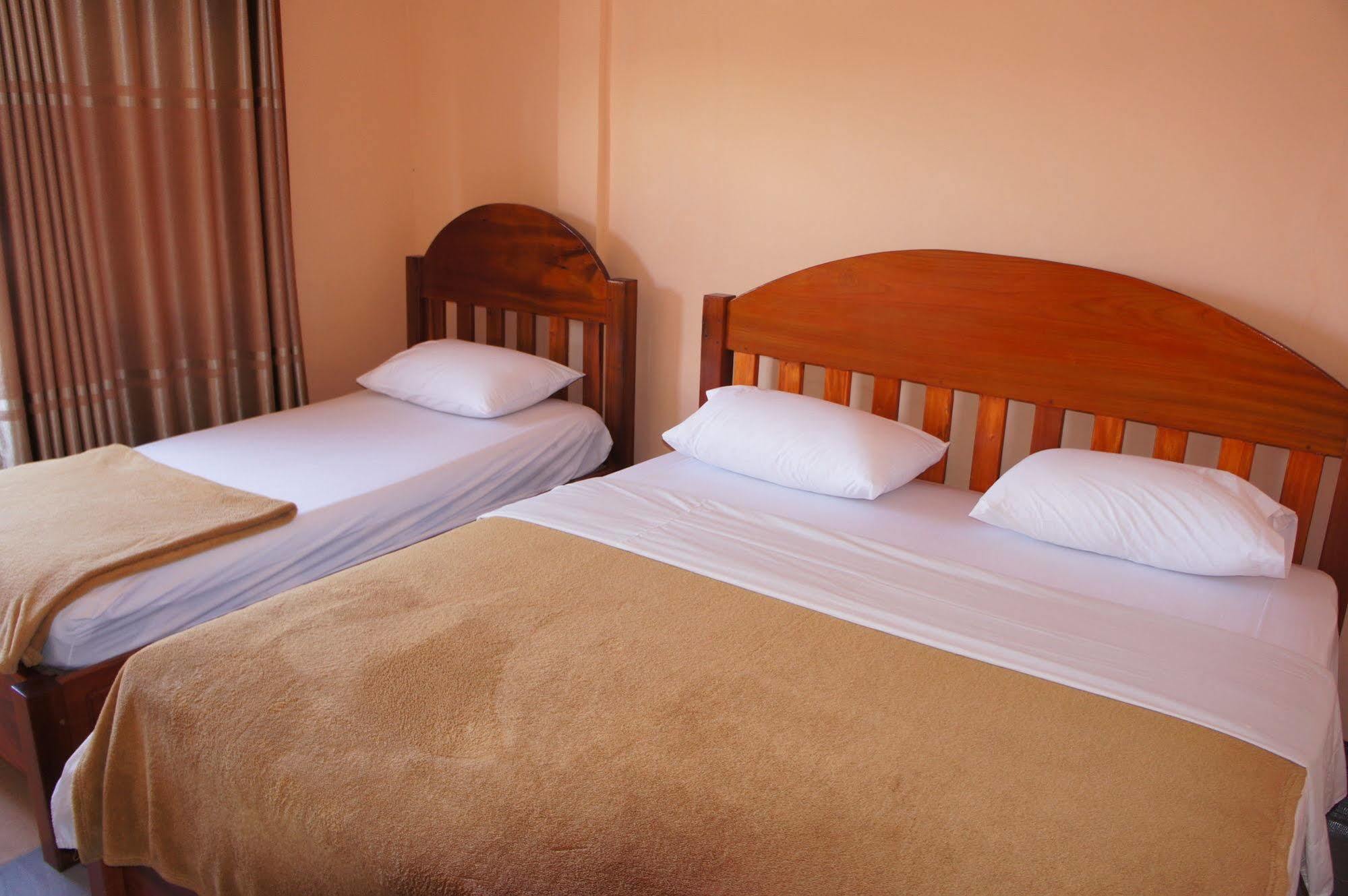 Viengsavanh Guesthouse Vang Vieng Bagian luar foto