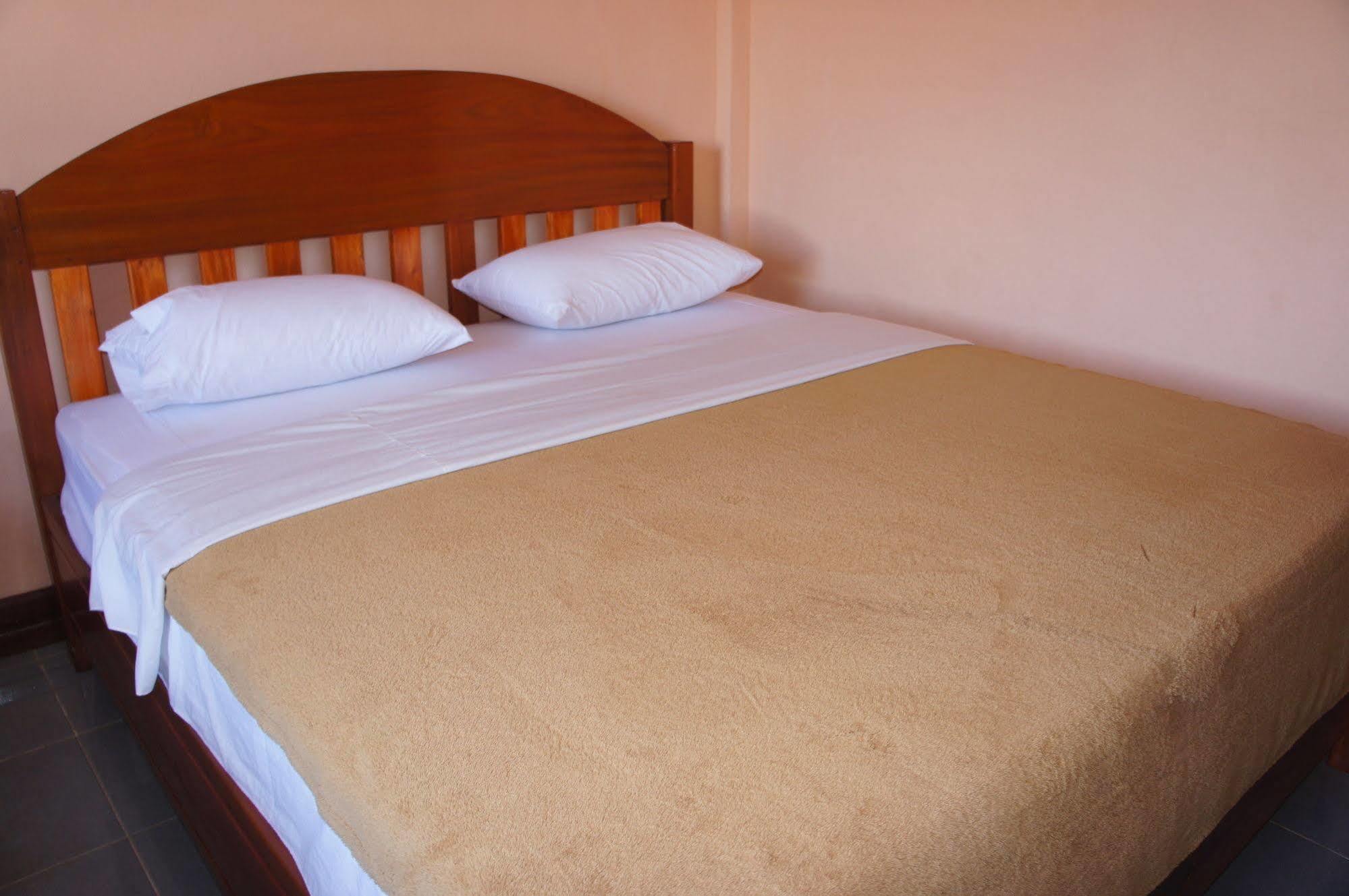 Viengsavanh Guesthouse Vang Vieng Bagian luar foto